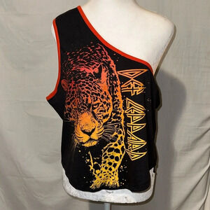 NWT Def Leppard graphic one sleeve tank size 2x